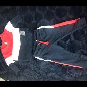 H & M 6-9 month matching set